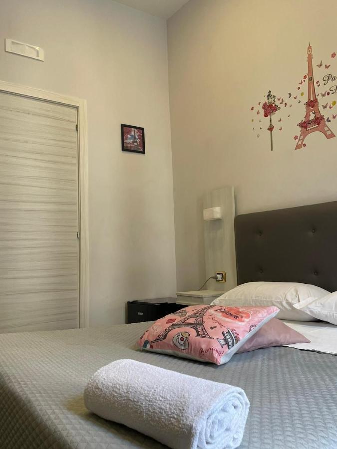 Couette-café Oceania 43 *