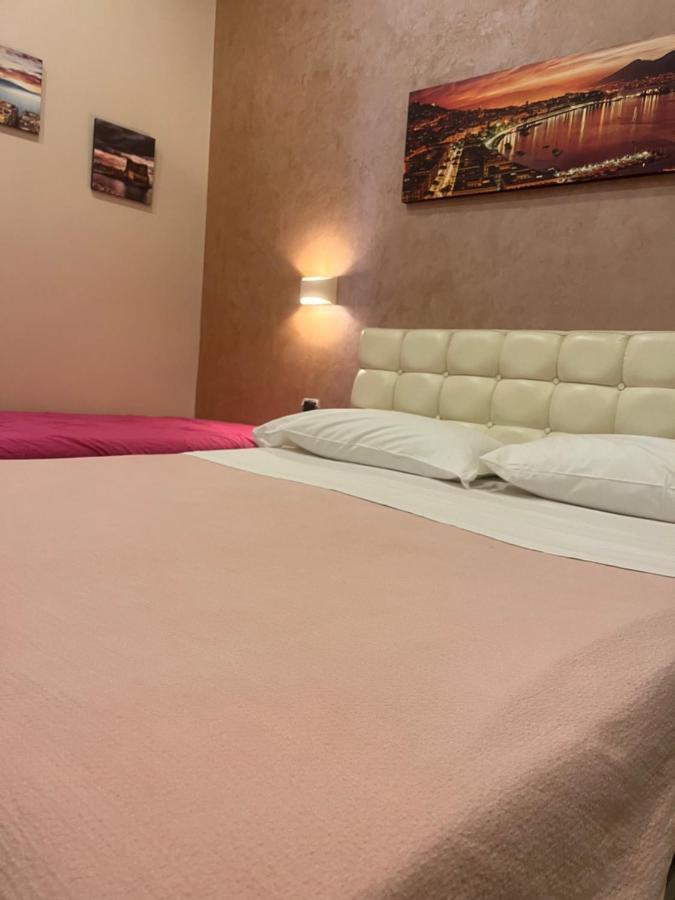 Couette-café Oceania 43 Naples